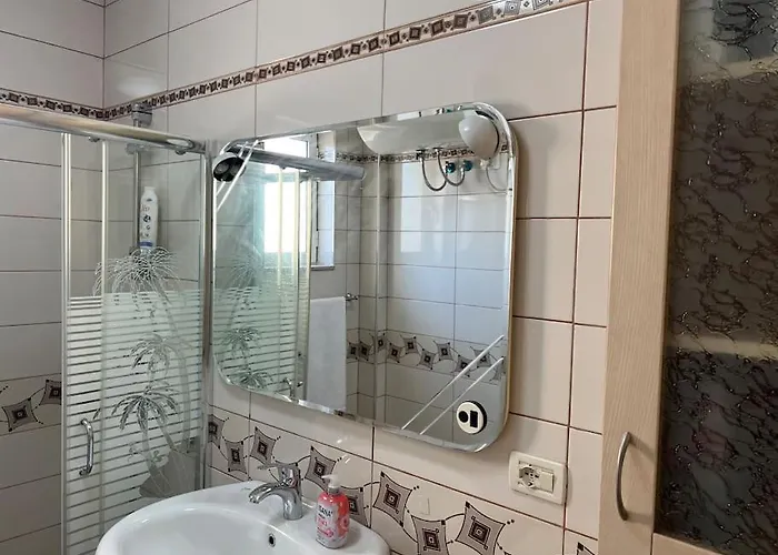 דירה Library טיראנה